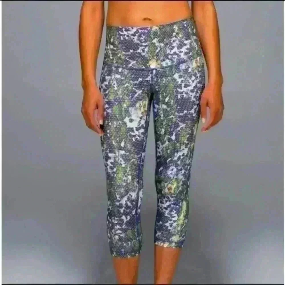 Lululemon Wunder Under Floral Sport Pistachio